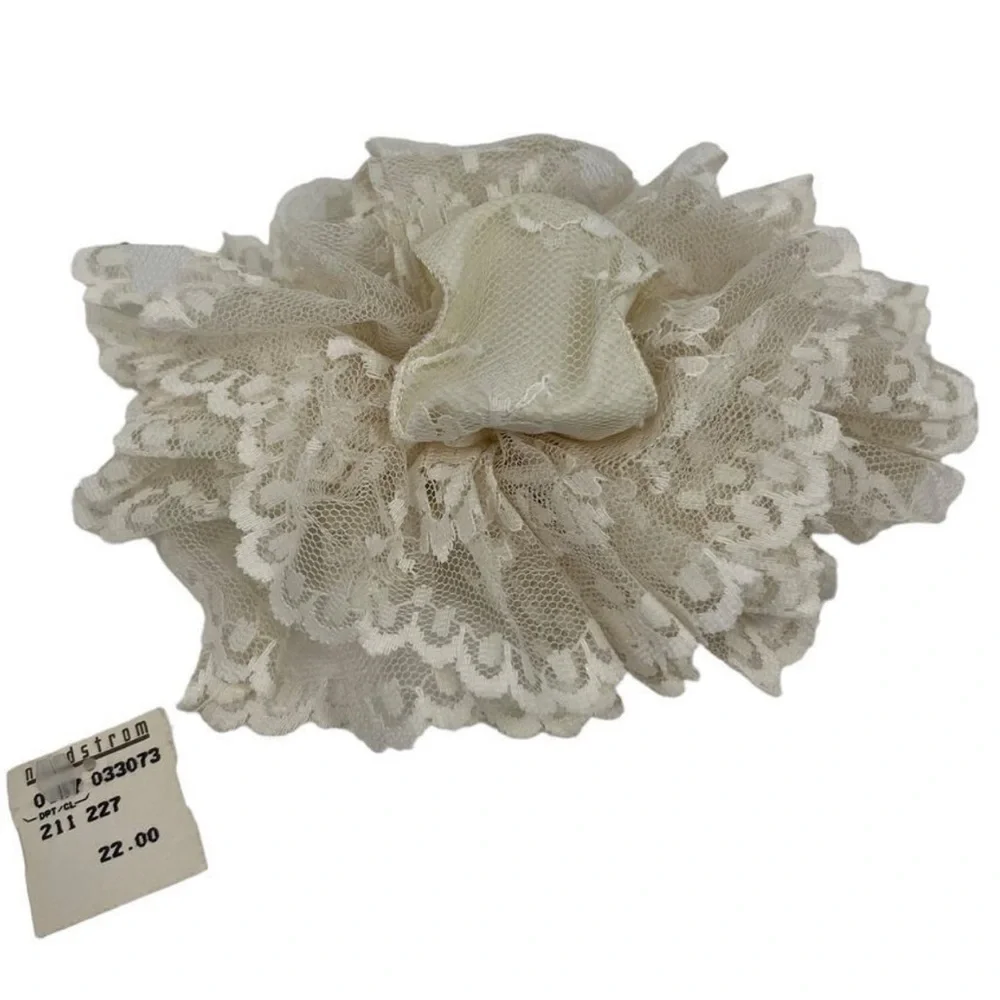 Vintage Nordstrom Hair Claw Clip Lace Ruffle Cream White Bridal